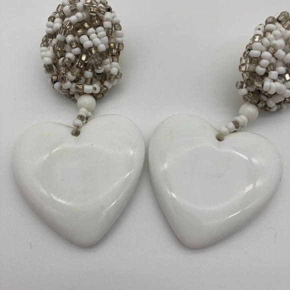 Vintage White Heart Dangle Earrings Pierced Beaded Top Lightweight 90s Boho - Picture 4 of 9